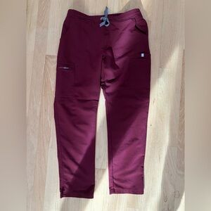 Figs Yola Skinny Petite Burgundy Scrub Pants